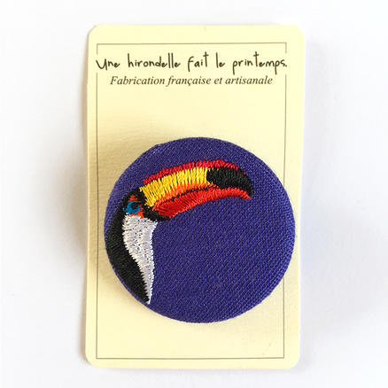Badge brodé toucan